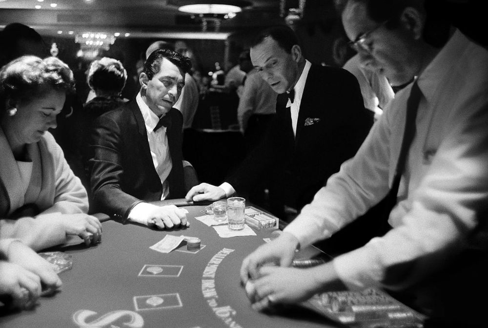 HHpoker官网版下载安装 - 高端德州扑克平台